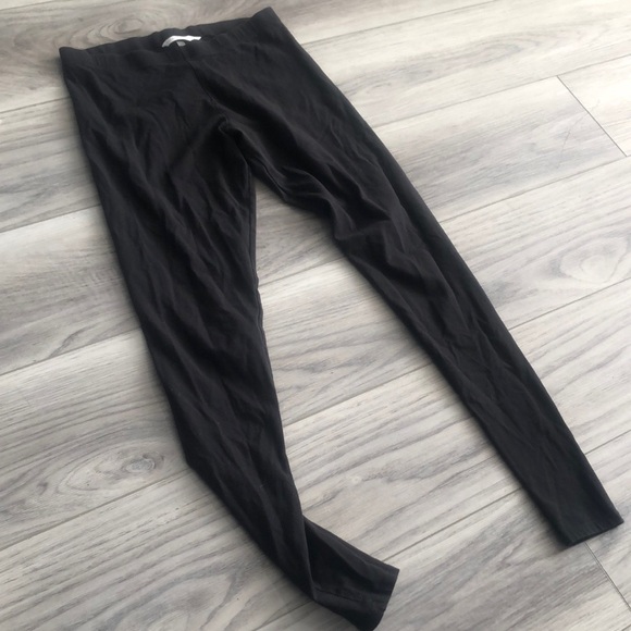 Victoria's Secret Pants - 🖤Classic Victorias Secret Leggings